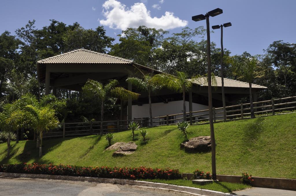 Apartamento Pontal Do Lago Caldas Novas Exterior photo